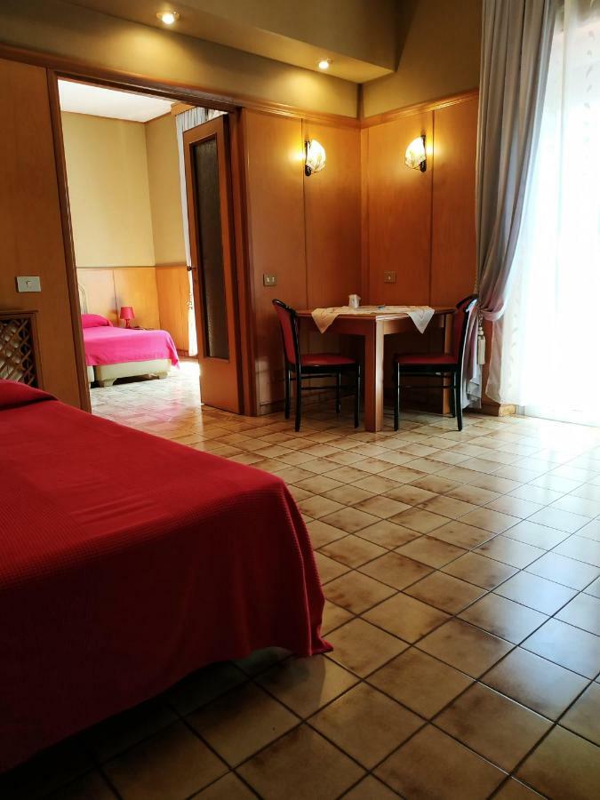 Residence Hotel Valery Monterotondo  Εξωτερικό φωτογραφία