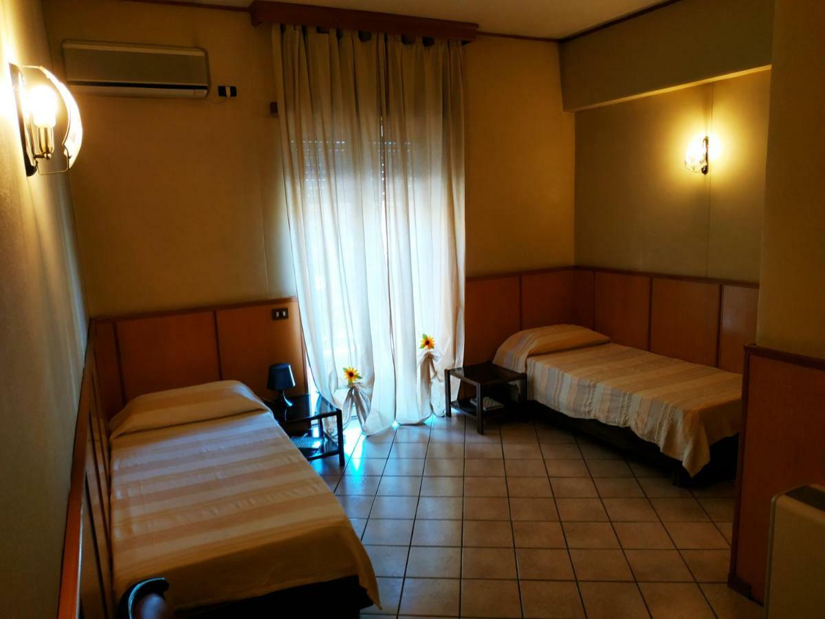 Residence Hotel Valery Monterotondo  Εξωτερικό φωτογραφία